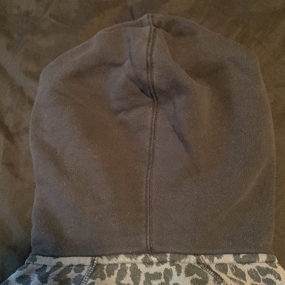 Nike leopard cheetah print zip up hoodie sweater - Picture 6 of 9